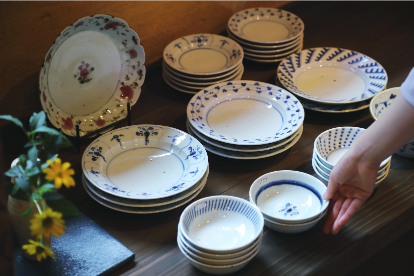 愛媛の工房を訪ね征く<br />
店主の心を写した名工の顔ぶれ。